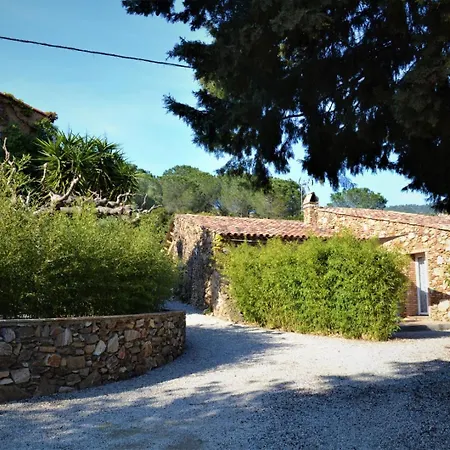 Nyaraló Le Four De La Pierre Plantee A 4 Km De La Mer